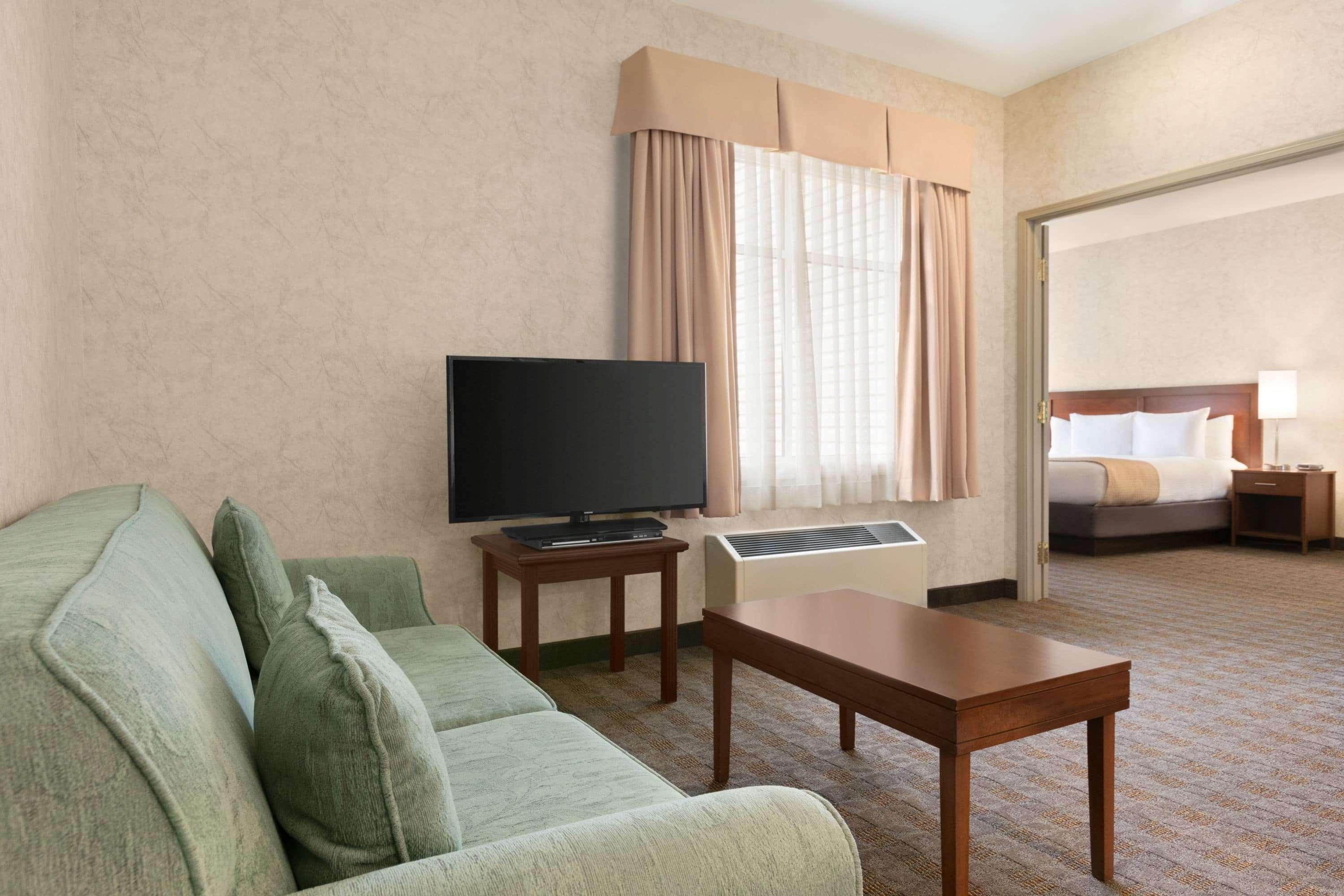 Days Inn By Wyndham Ottawa Airport Exterior foto