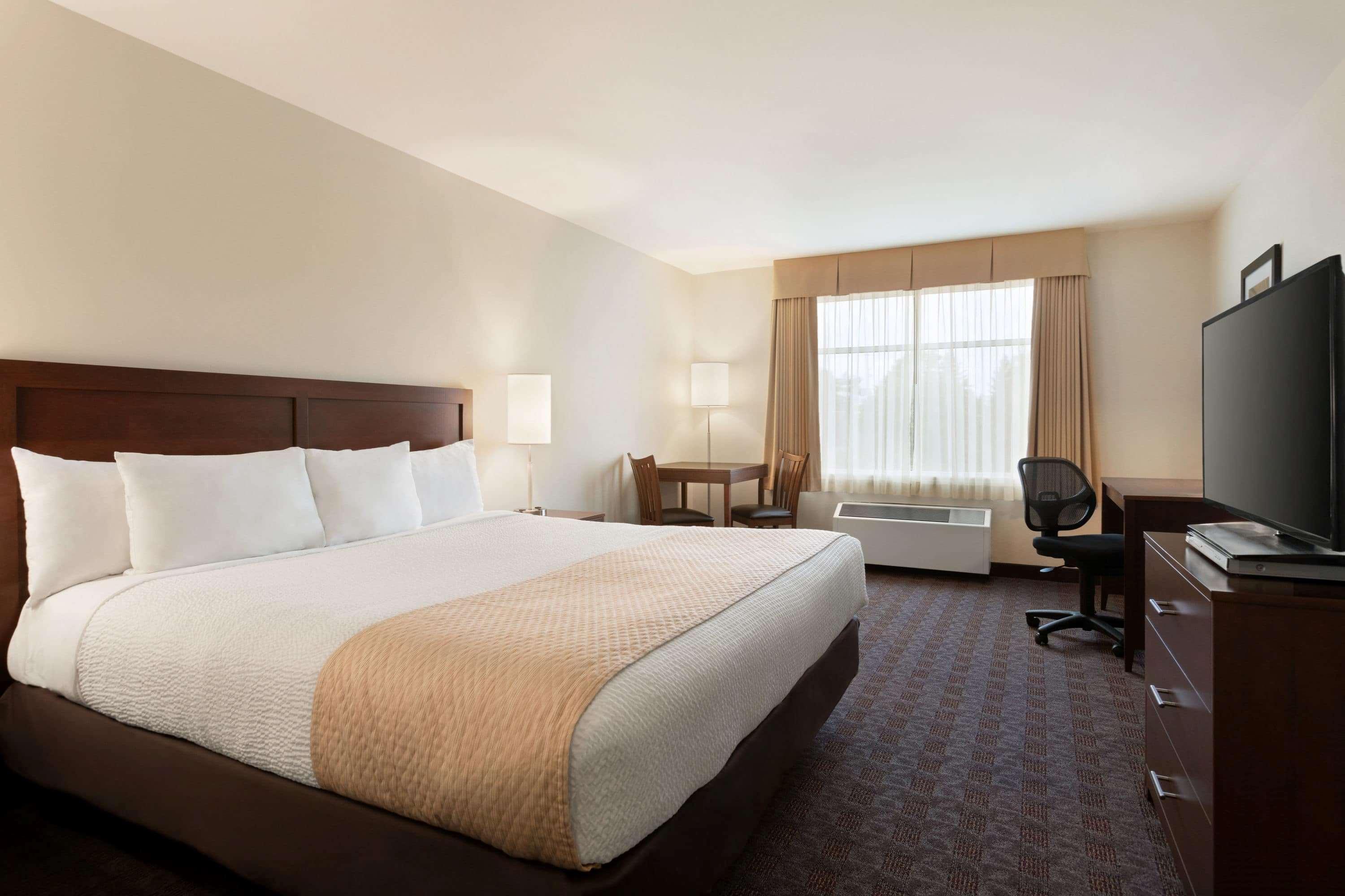 Days Inn By Wyndham Ottawa Airport Exterior foto